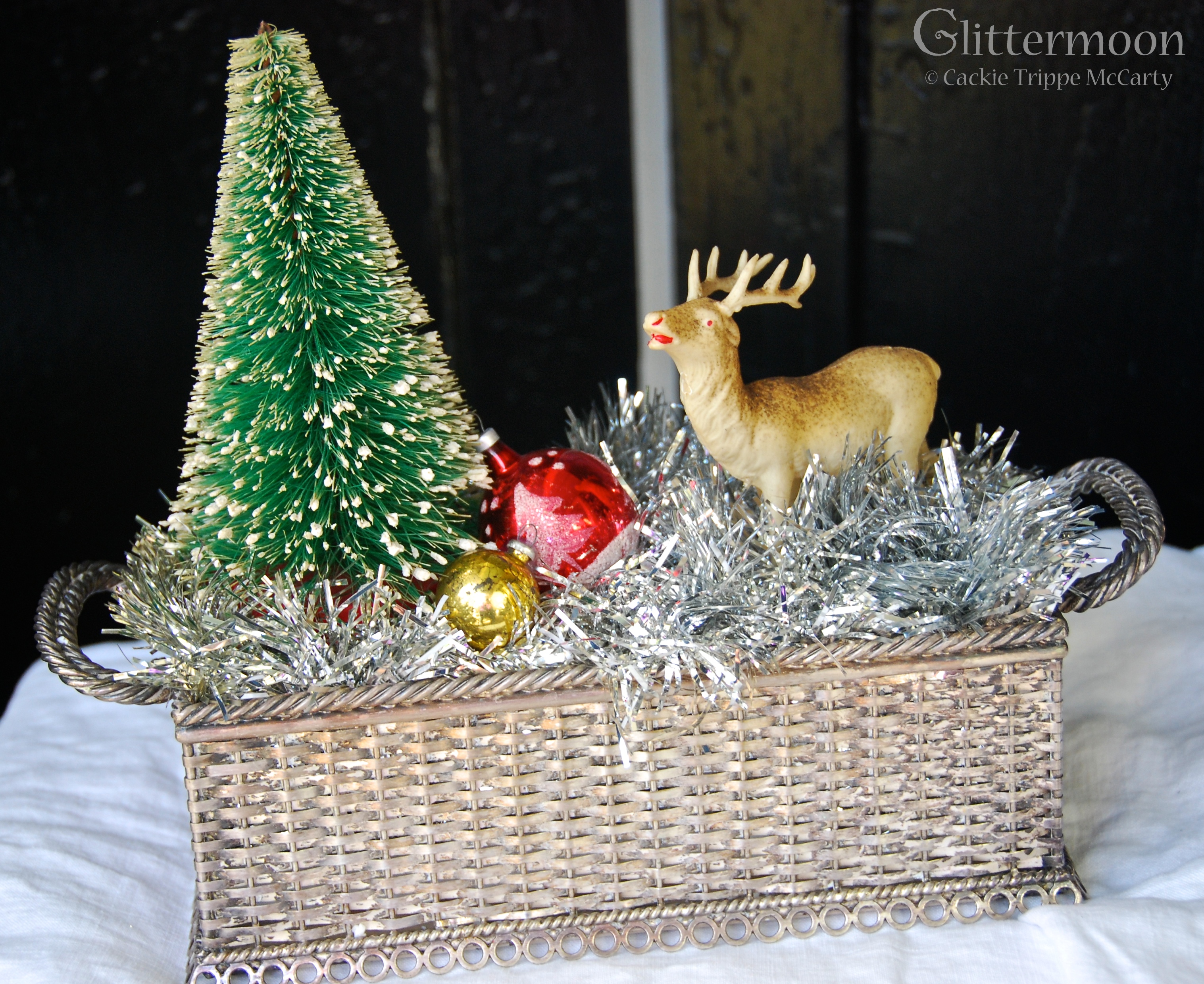 Christmas Topiary Trees Pictures Wallpapers